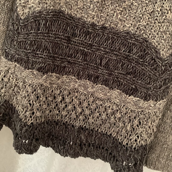 CHICO’s CARDIGAN SWEATER Sz:2/M - Picture 3 of 5